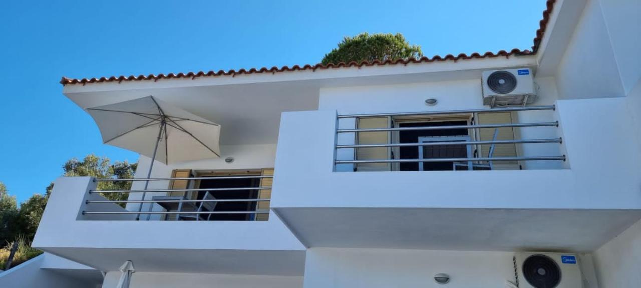 Skiathos Lagoterra Apartments Екстериор снимка