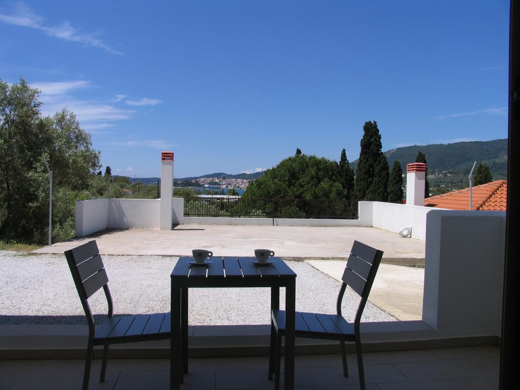 Skiathos Lagoterra Apartments Екстериор снимка